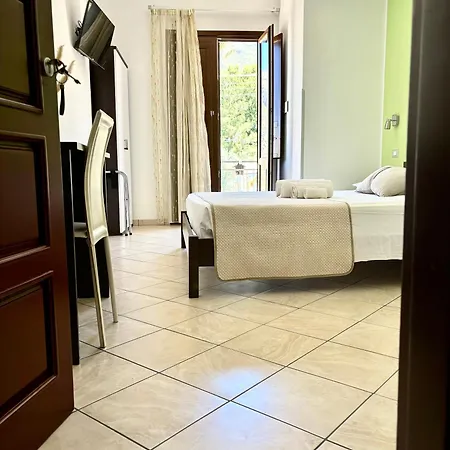 Bed And Breakfast Turi Castelluzzo Exterior photo